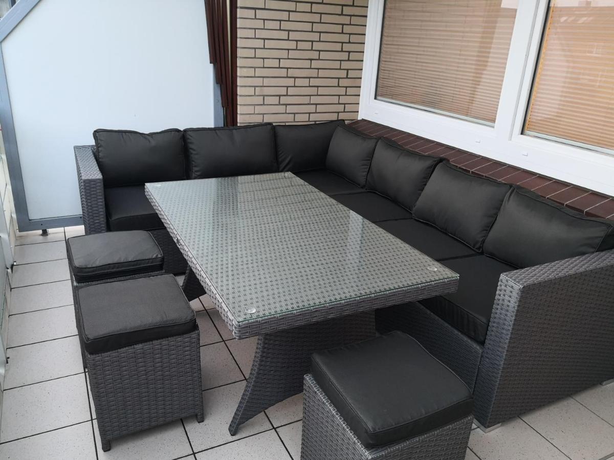Ferienwohnung Fuer Grosse Familien Im Haus Akunak Бюзум Экстерьер фото