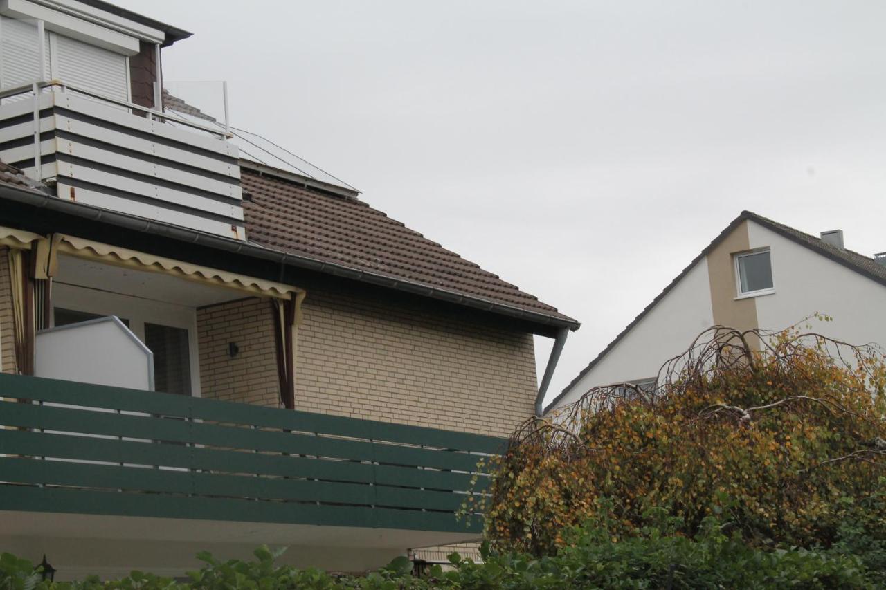 Ferienwohnung Fuer Grosse Familien Im Haus Akunak Бюзум Экстерьер фото
